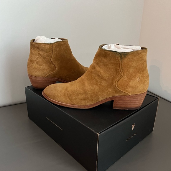 Frye Carson Piping Bootie - Picture 6 of 13